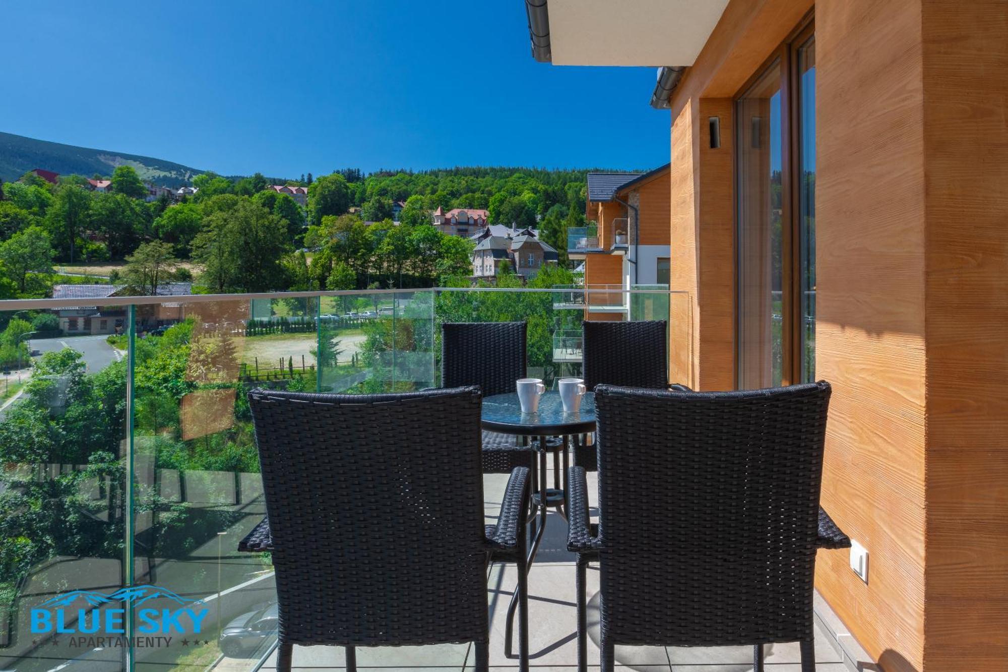 Apartment Bluesky Kapielowa 5b - Z Widokiem Na Gory, Blisko Wyciagow I Szlakow Turystycznych Karpacz
